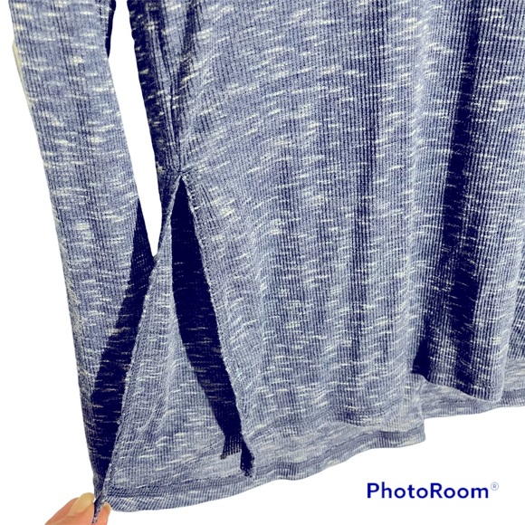 GAIAM | Relaxed Ribbed Long Sleeve Yoga Top | NWT | - Picture 3 of 10